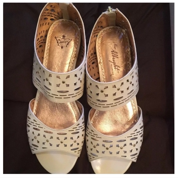 Anthropologie Miss Albright Jetta Cutout Sandals - Picture 3 of 8